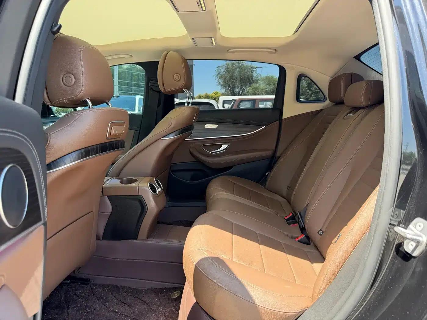 Mercedes-Benz E-Class 2020 Facelift E 300 L Sport Style — миниатюра 4