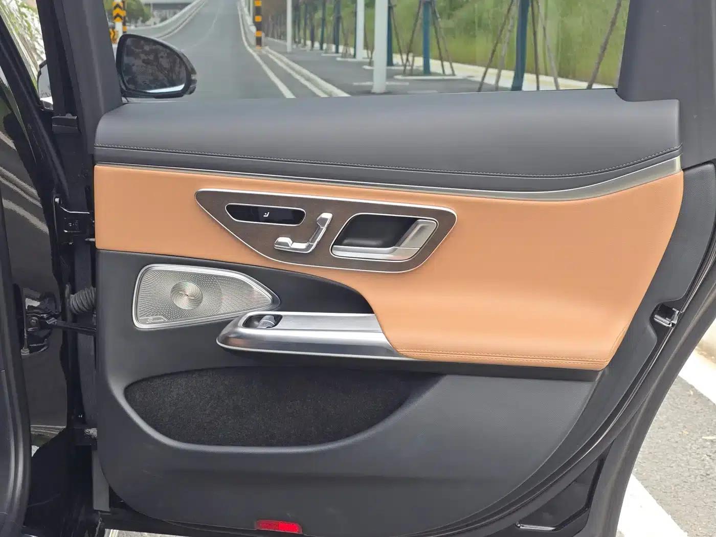 2024 Mercedes-Benz E-Class E 300 L Luxury — миниатюра 9
