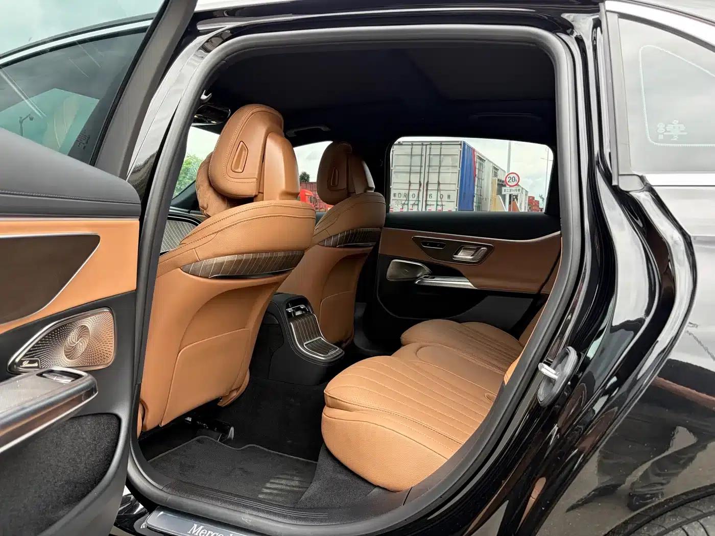 Mercedes-Benz E-Class 2025 E 300 L Fashion Edition — миниатюра 4