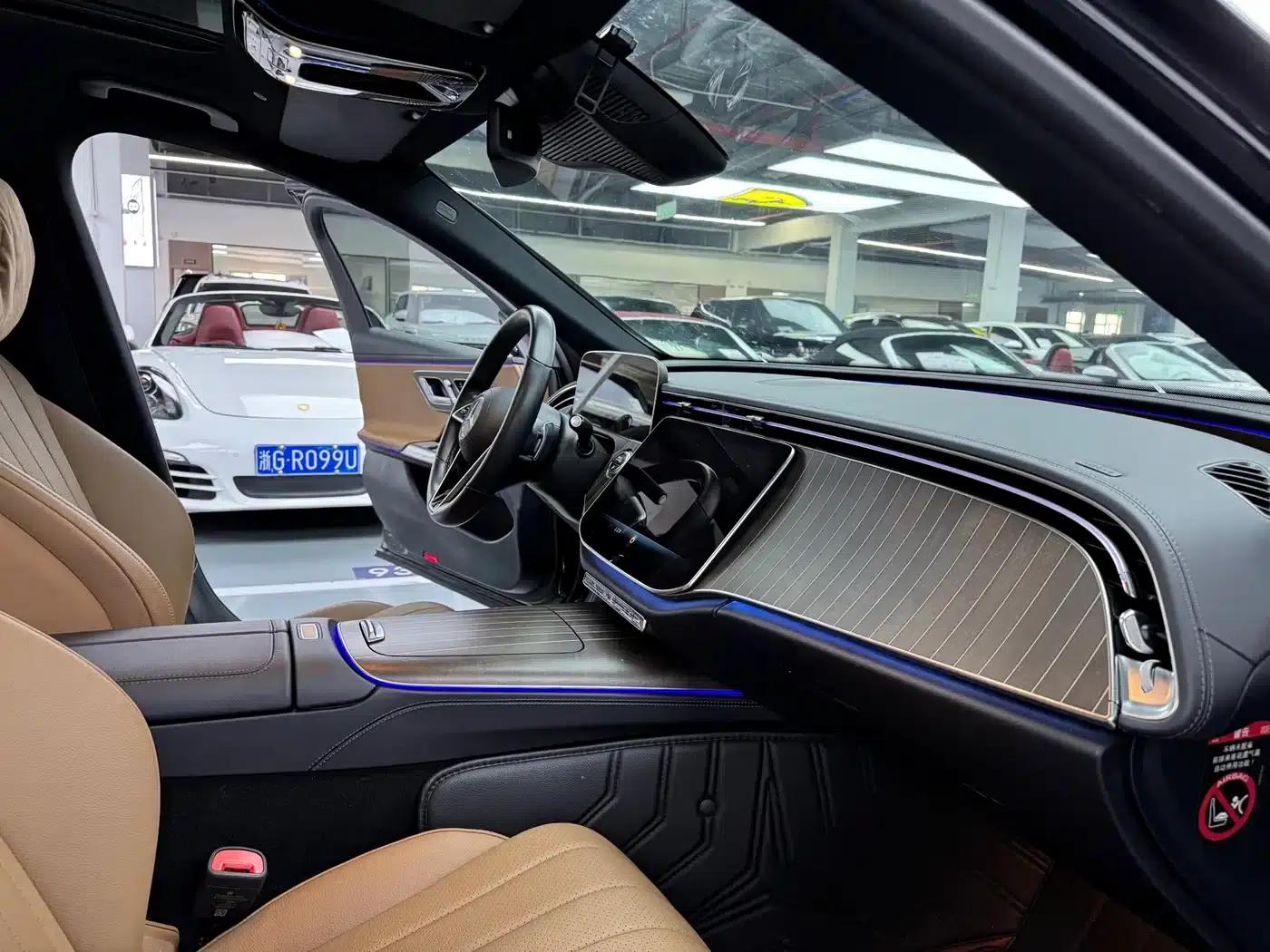 Mercedes-Benz E-Class 2024 E 300 L Fashion Edition — миниатюра 12