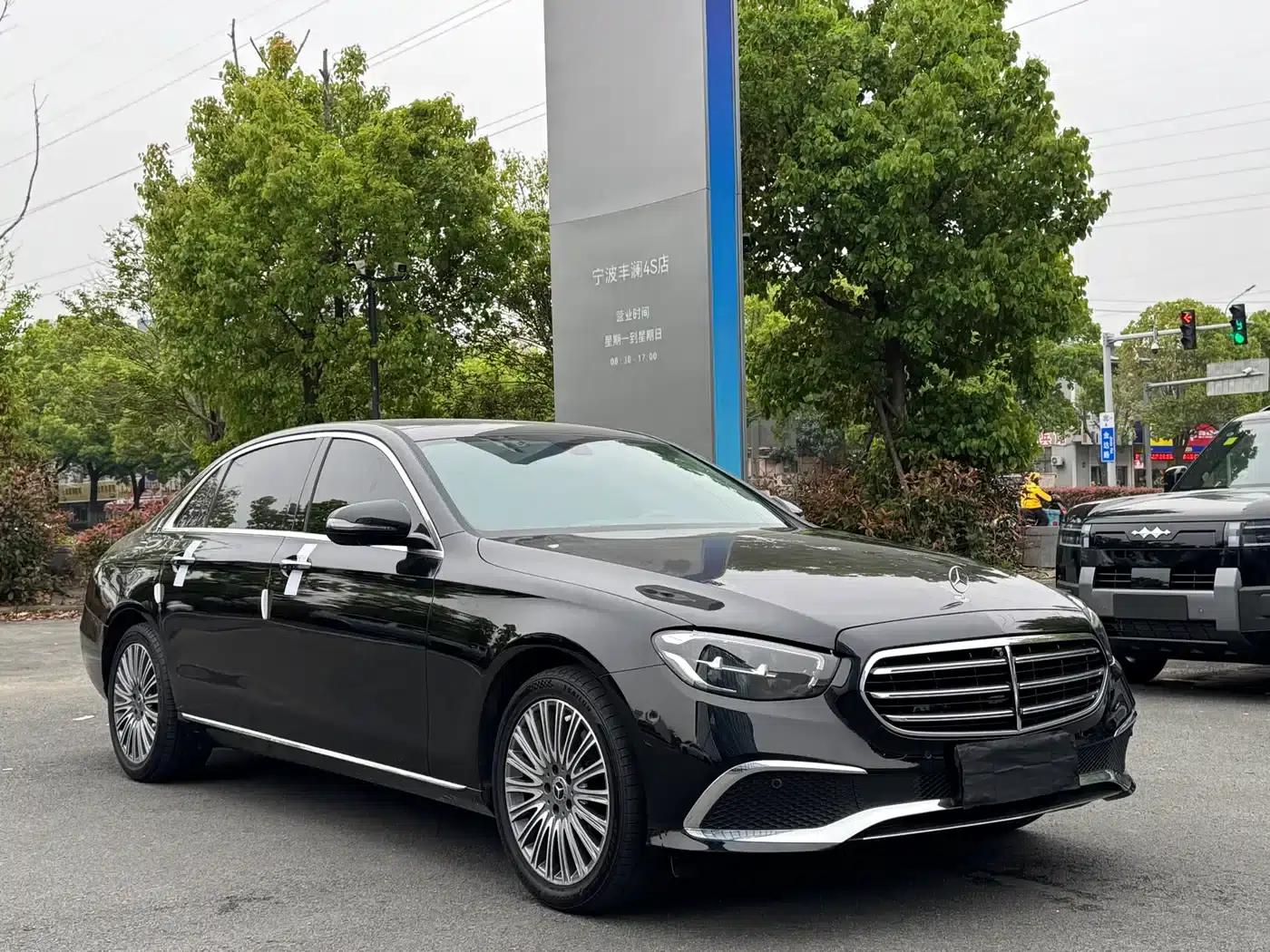 Mercedes-Benz E-Class 2023 E 300 L Luxury — миниатюра 3