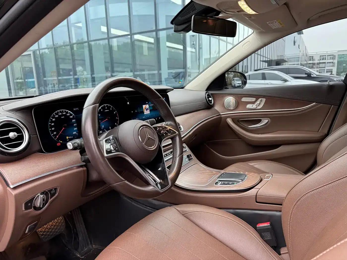 Mercedes-Benz E-Class 2023 E 300 L Luxury — миниатюра 5