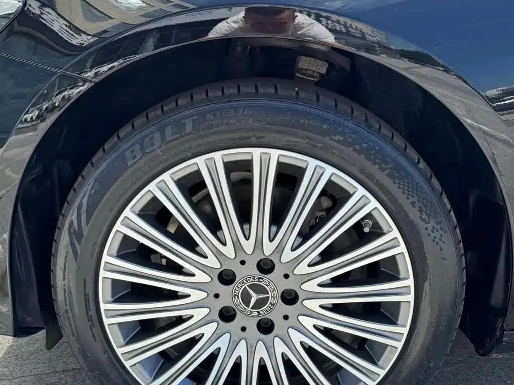 Mercedes-Benz E-Class 2021 E 300 L Fashion Edition — миниатюра 11