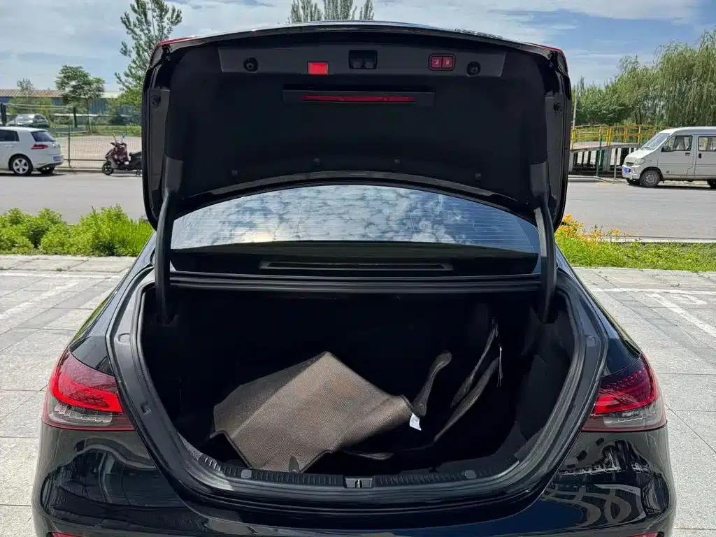 Mercedes-Benz E-Class 2021 E 300 L Fashion Edition — миниатюра 4