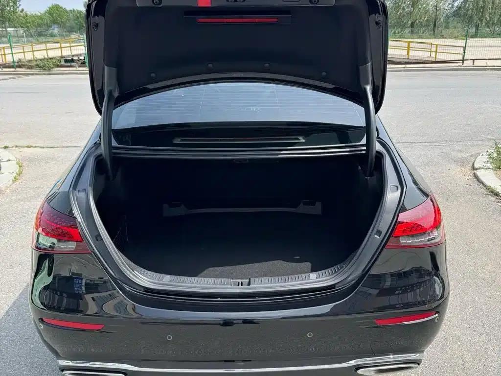 Mercedes-Benz E-Class 2023 E 300 L Fashion Edition — миниатюра 10