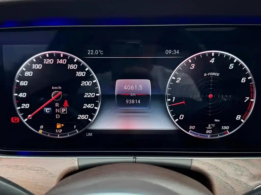 Mercedes-Benz E-Class 2020 E 300 L Fashion Edition — миниатюра 16