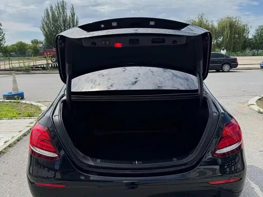 Mercedes-Benz E-Class 2020 E 300 L Fashion Edition — миниатюра 5