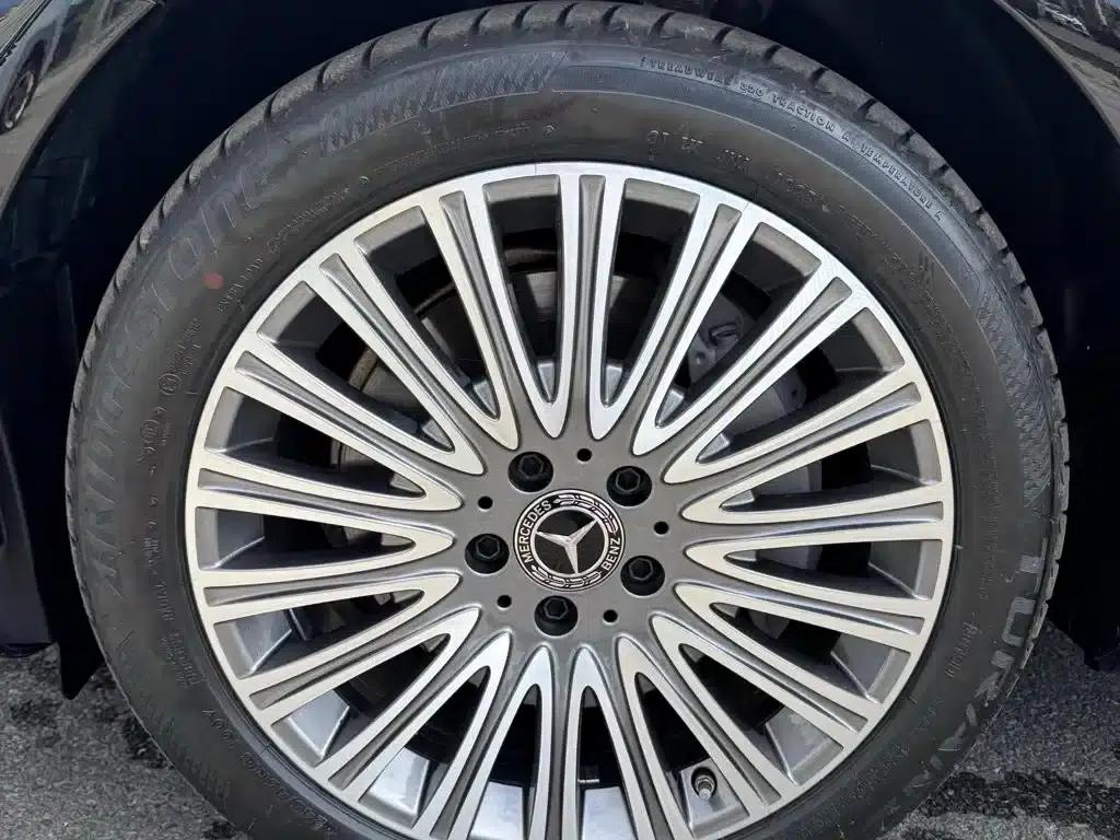 Mercedes-Benz E-Class 2020 E 300 L Fashion Edition — миниатюра 9