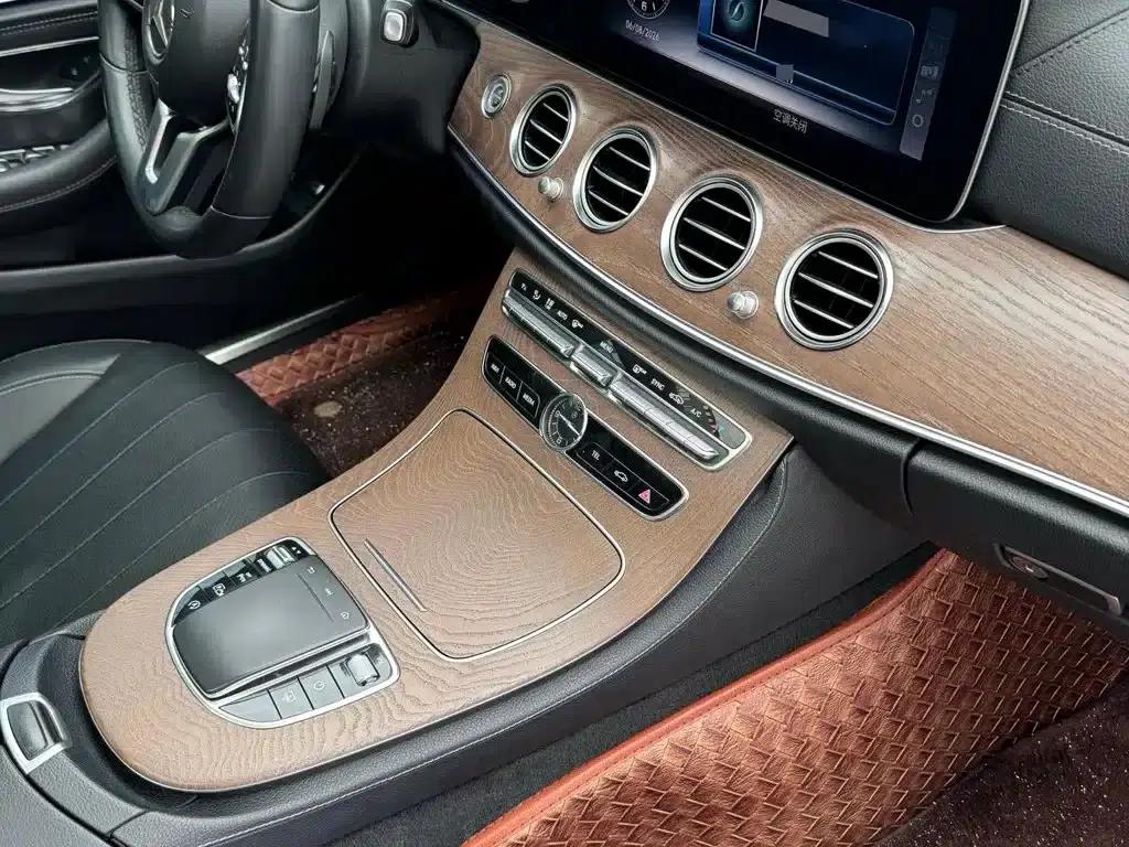 Mercedes-Benz E-Class 2019 Facelift E 300 L Luxury — миниатюра 4