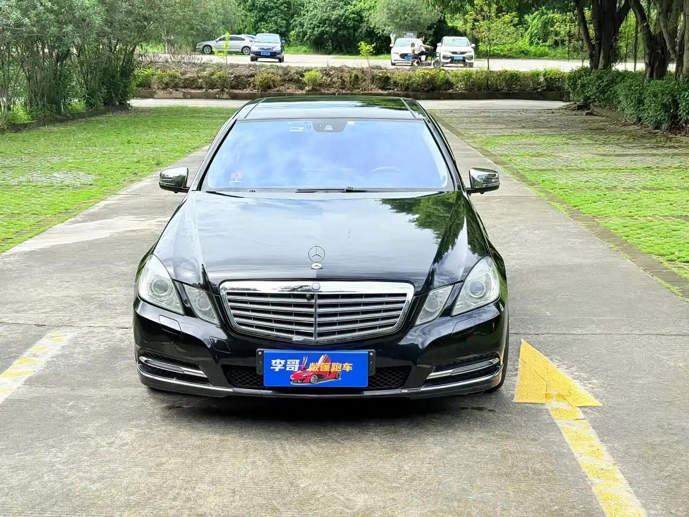 Mercedes-Benz E-Class 2011 E 300 L Luxury Edition — миниатюра 2
