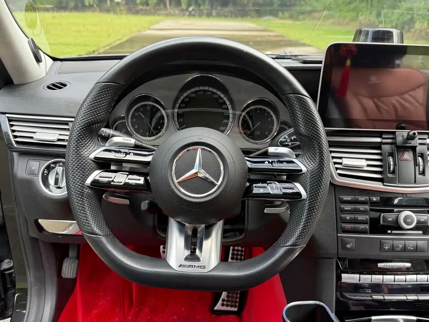 Mercedes-Benz E-Class 2011 E 300 L Luxury Edition — миниатюра 14