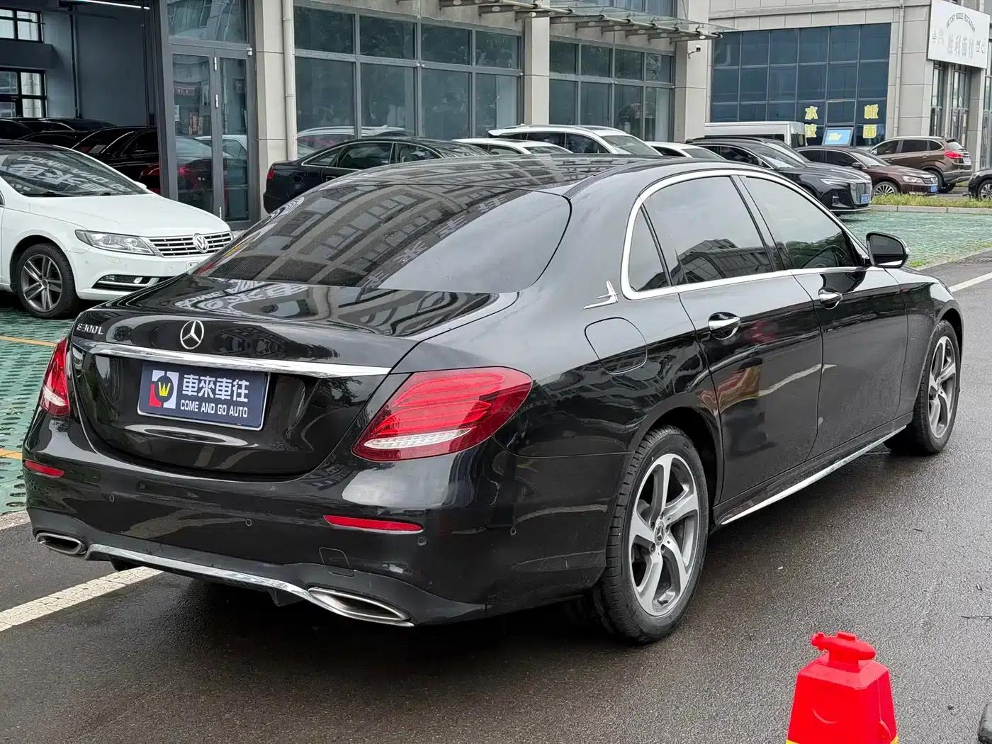 2019 Mercedes-Benz E-Class E 300 L Luxury — миниатюра 4