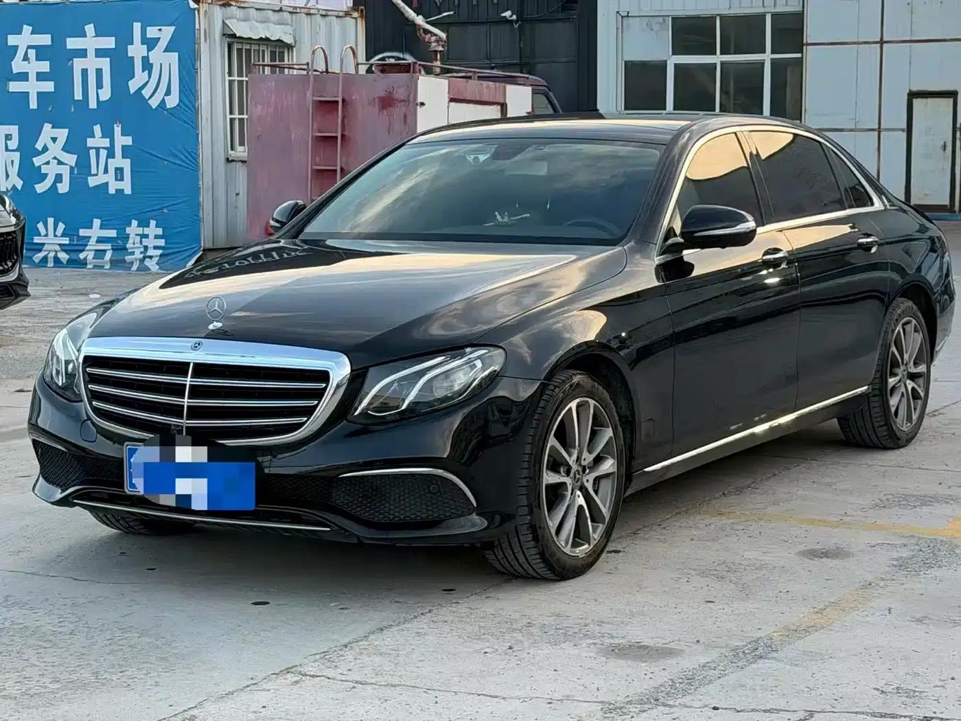 Mercedes-Benz E-Class 2018 Facelift E 300 L Fashion Model — миниатюра 1