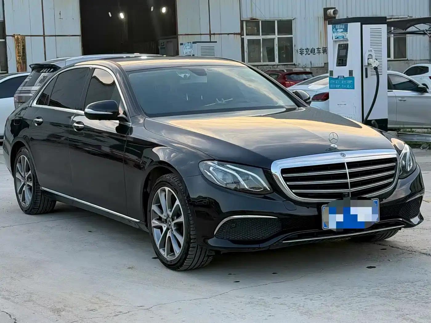 Mercedes-Benz E-Class 2018 Facelift E 300 L Fashion Model — миниатюра 3