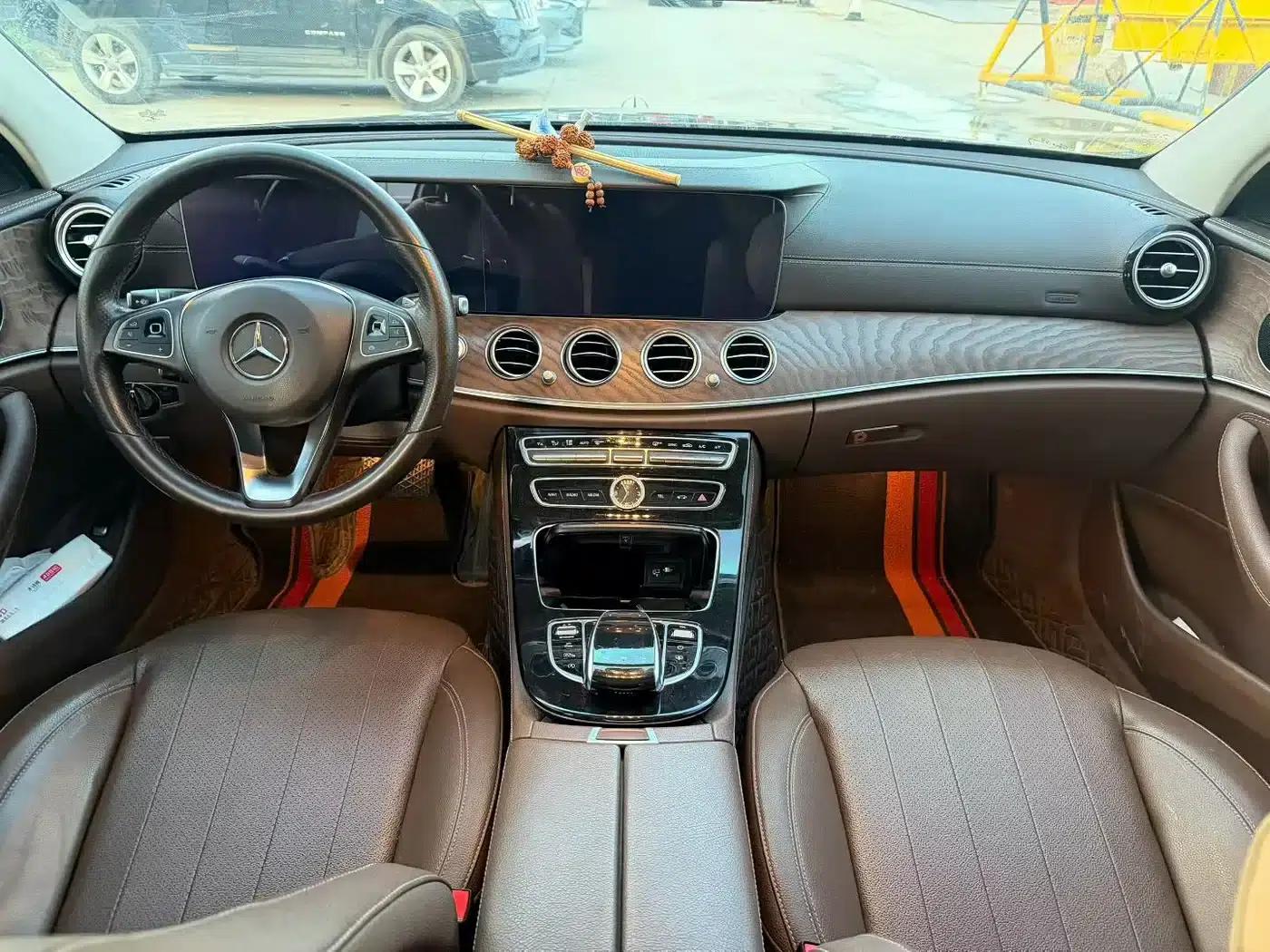 Mercedes-Benz E-Class 2018 Facelift E 300 L Fashion Model — миниатюра 5