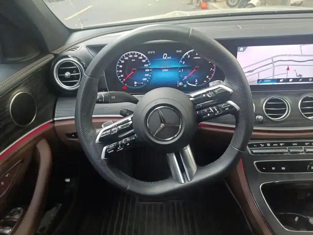Mercedes-Benz E-Class 2023 E 300 L Sport Style — миниатюра 11