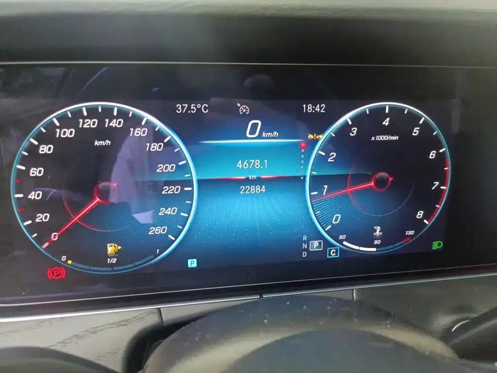 Mercedes-Benz E-Class 2023 E 300 L Sport Style — миниатюра 13