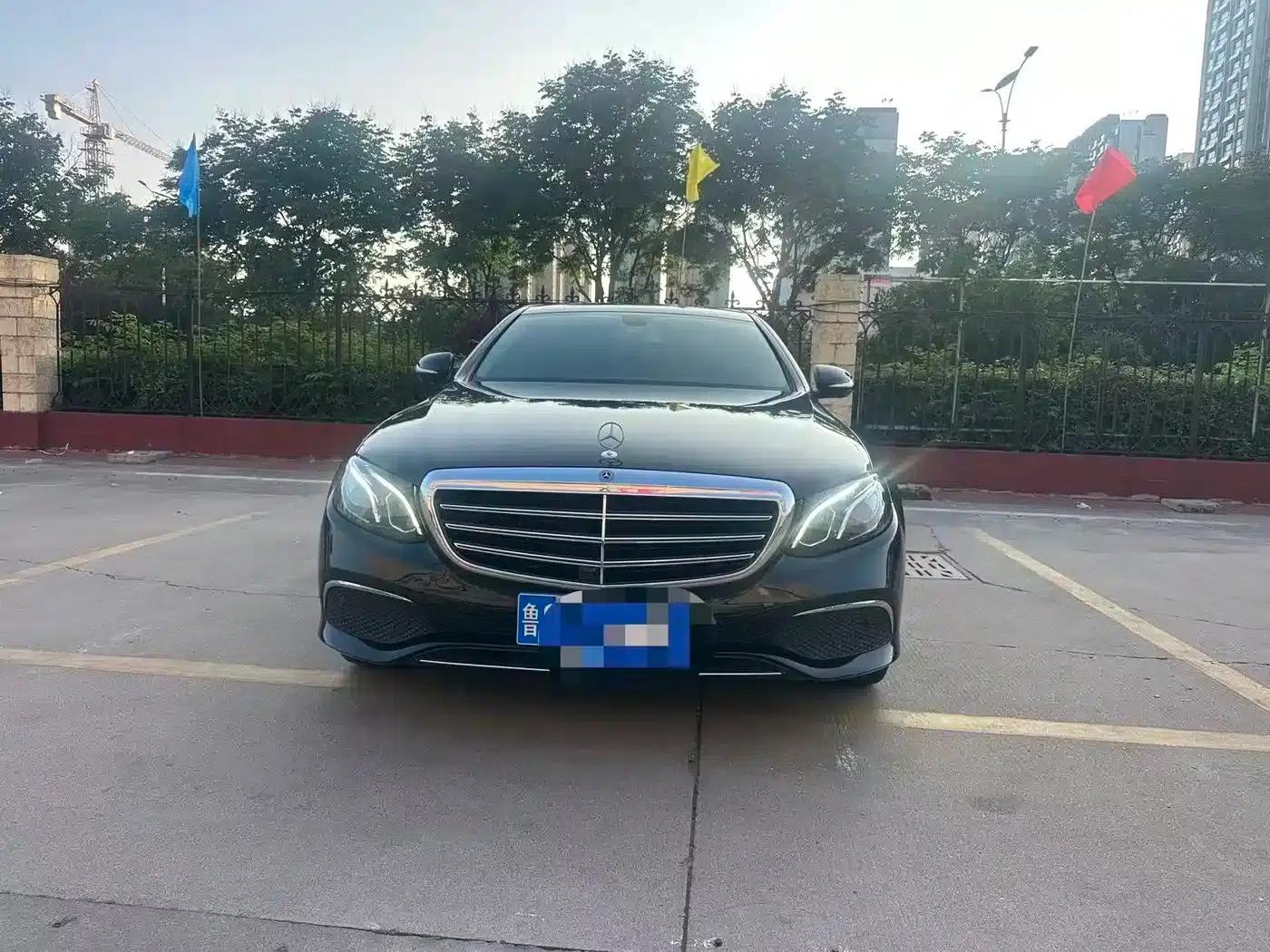 Mercedes-Benz E-Class 2019 E 300 L Fashion Edition — миниатюра 2