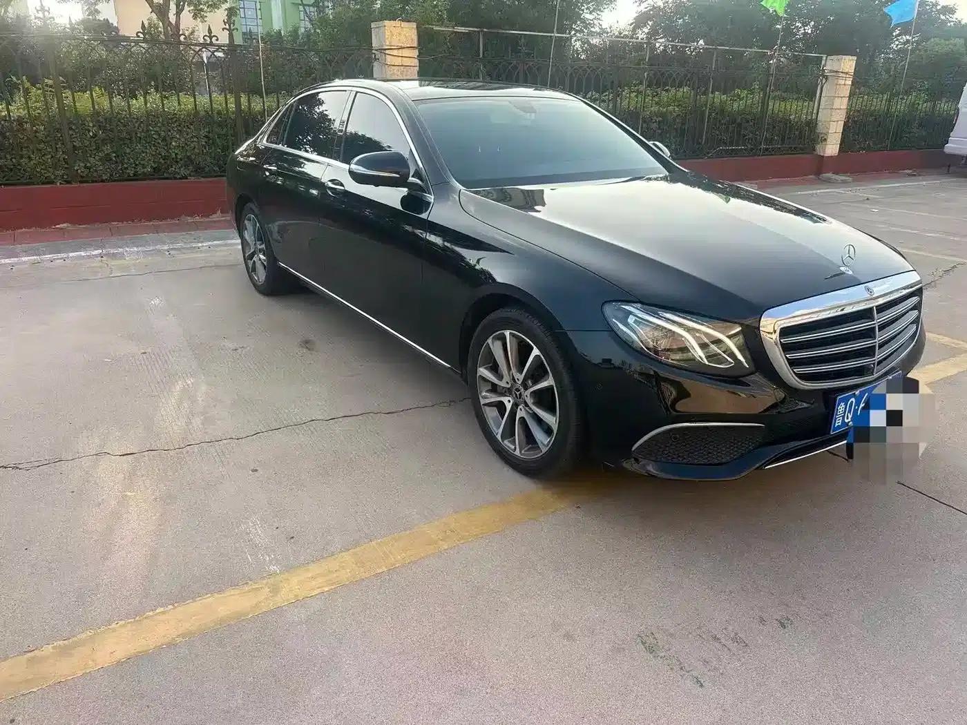 Mercedes-Benz E-Class 2019 E 300 L Fashion Edition — миниатюра 3