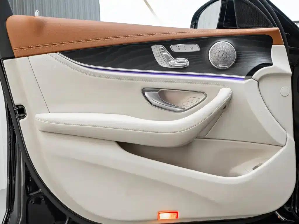 Mercedes-Benz E-Class 2023 E 300 L Luxury — миниатюра 13