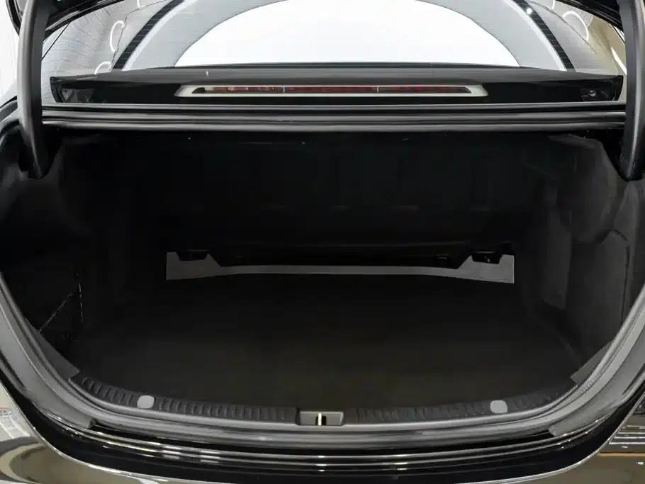 Mercedes-Benz E-Class 2023 E 300 L Luxury — миниатюра 10