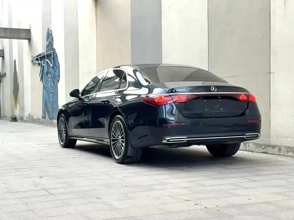 Mercedes-Benz E-Class 2024 E 300 L Fashion Edition — миниатюра 2