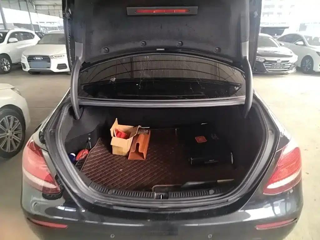 2016 Mercedes-Benz E-Class E 200 L — миниатюра 19