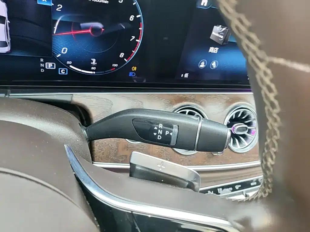 Mercedes-Benz E-Class 2022 Facelift III E 300 L Luxury — миниатюра 14