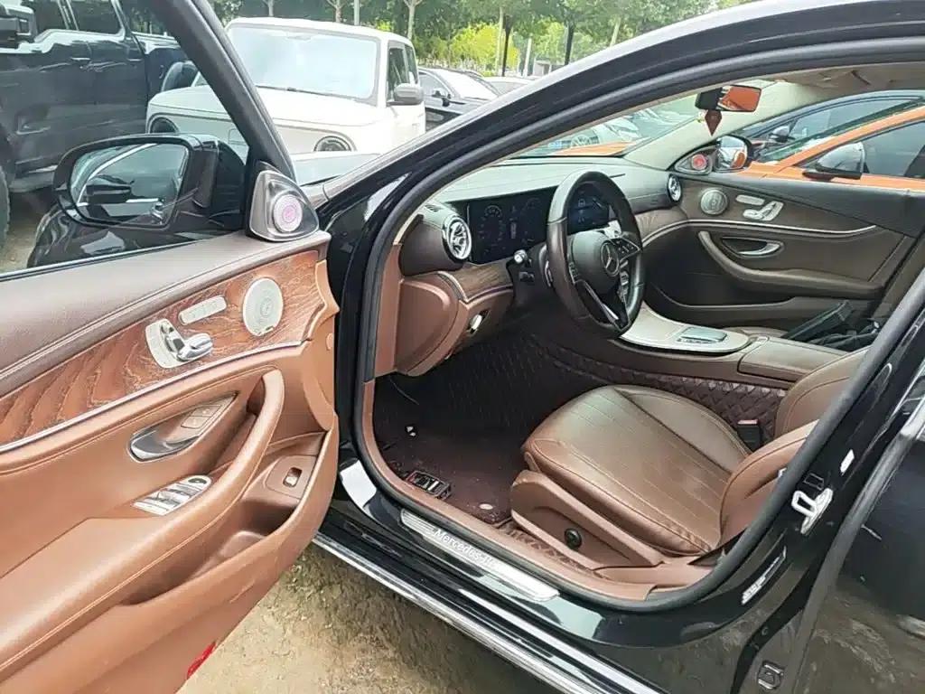 Mercedes-Benz E-Class 2022 Facelift III E 300 L Luxury — миниатюра 16