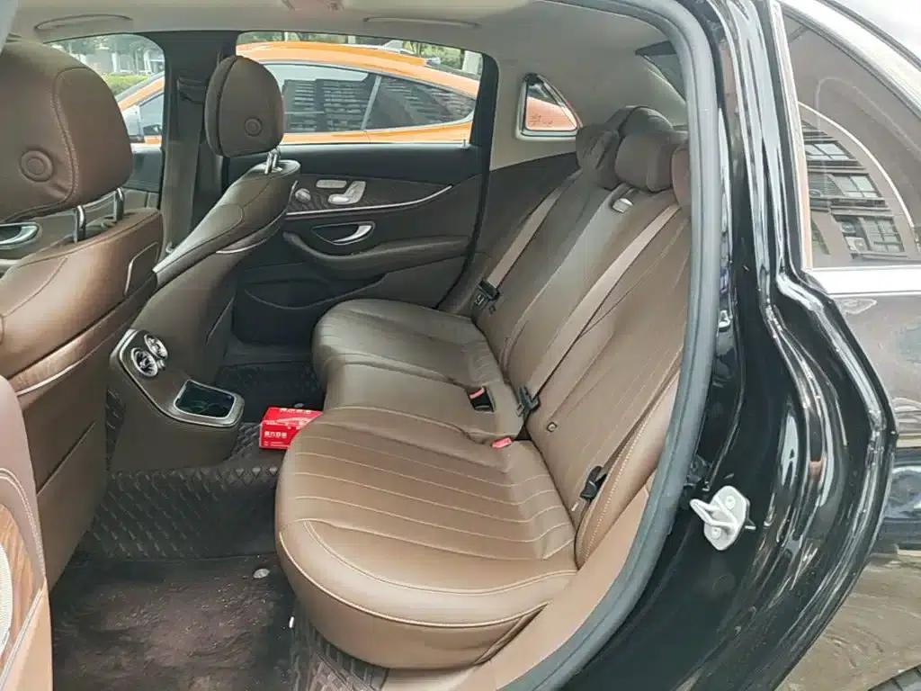 Mercedes-Benz E-Class 2022 Facelift III E 300 L Luxury — миниатюра 17