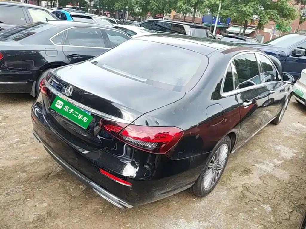 Mercedes-Benz E-Class 2022 Facelift III E 300 L Luxury — миниатюра 7