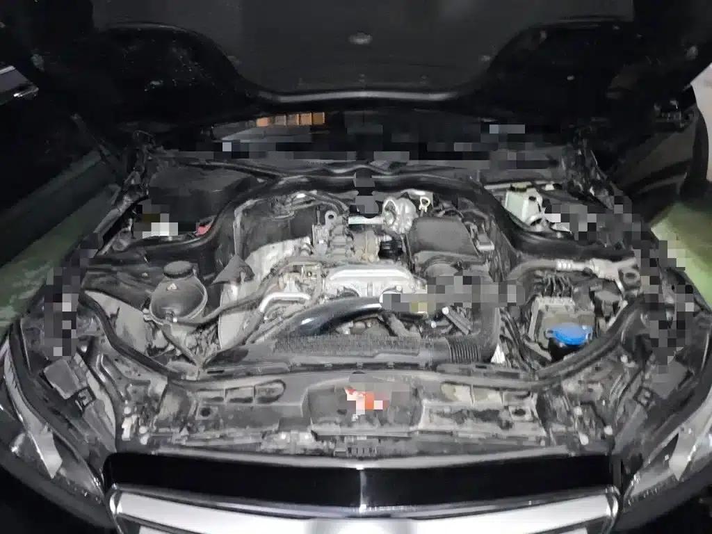 2015 Mercedes-Benz E-Class Facelift E 260 L Sport — миниатюра 11