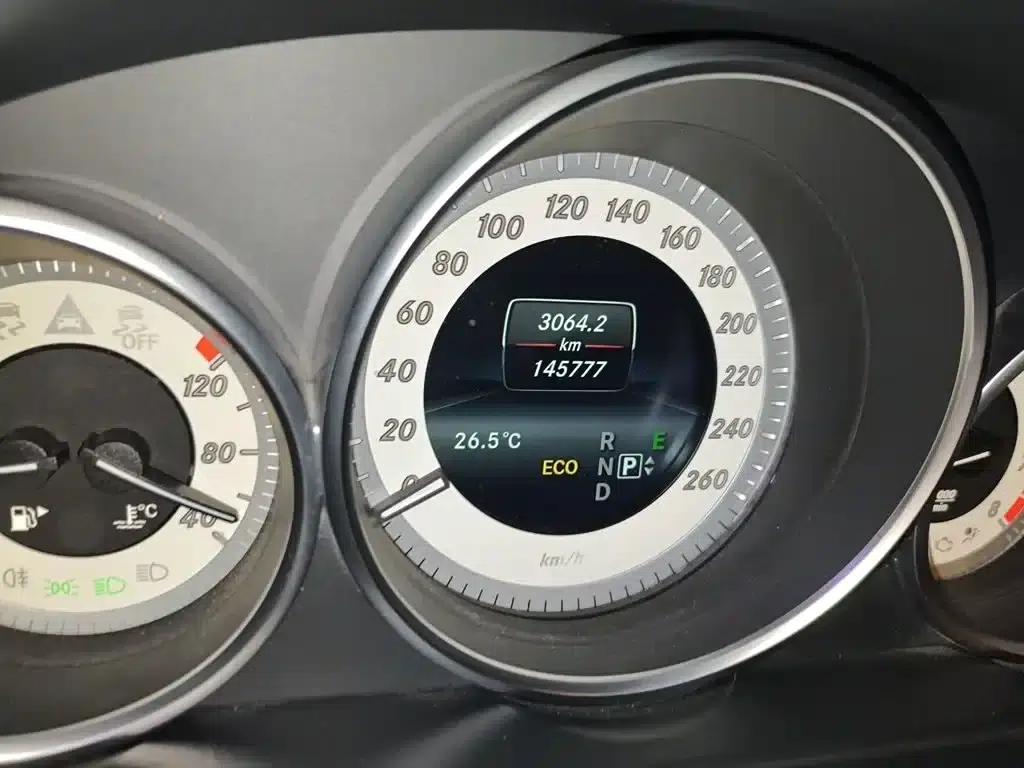 2015 Mercedes-Benz E-Class Facelift E 260 L Sport — миниатюра 5