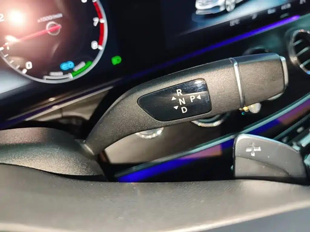 2019 Mercedes-Benz E-Class E 260 L Sport — миниатюра 14