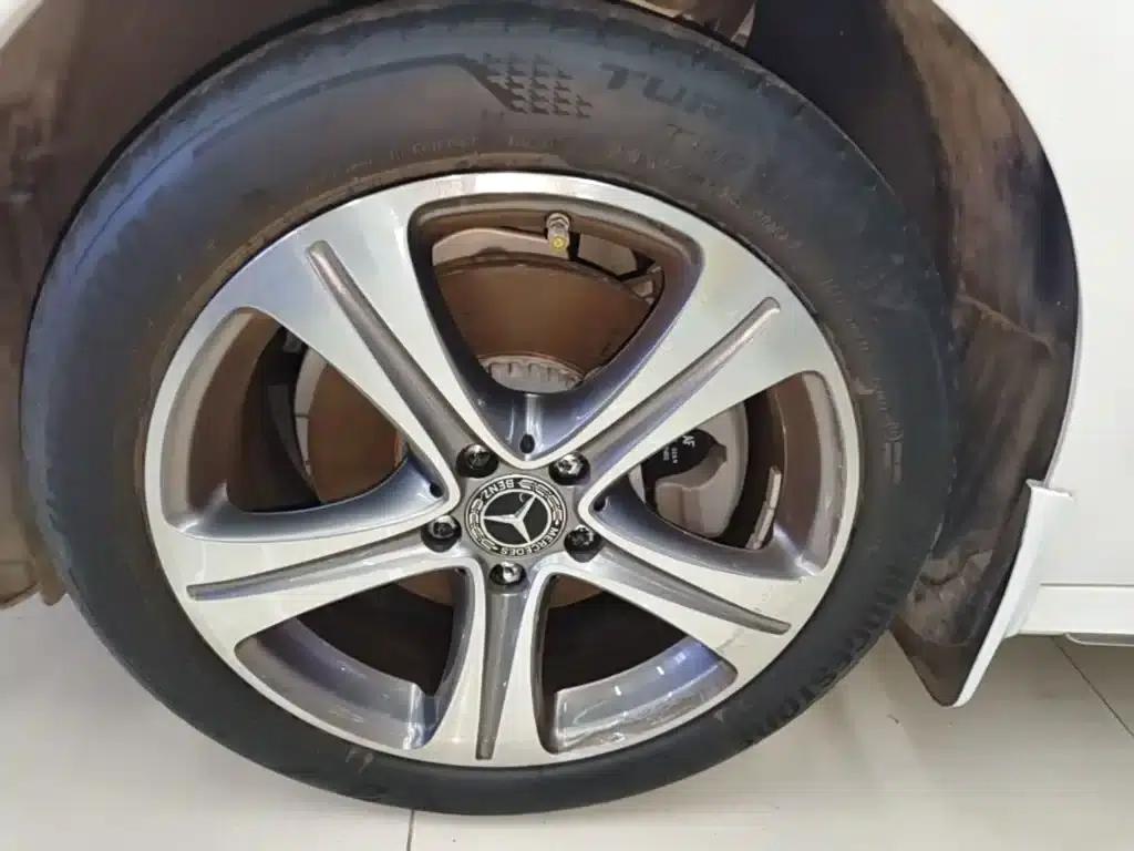 2019 Mercedes-Benz E-Class E 260 L Sport — миниатюра 23