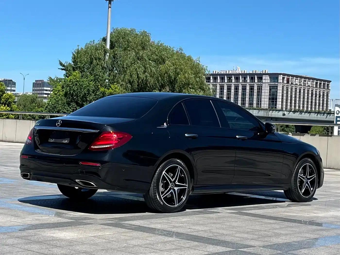 Mercedes-Benz E-Class (Imported) 2020 E 260 Sport Edition — миниатюра 4
