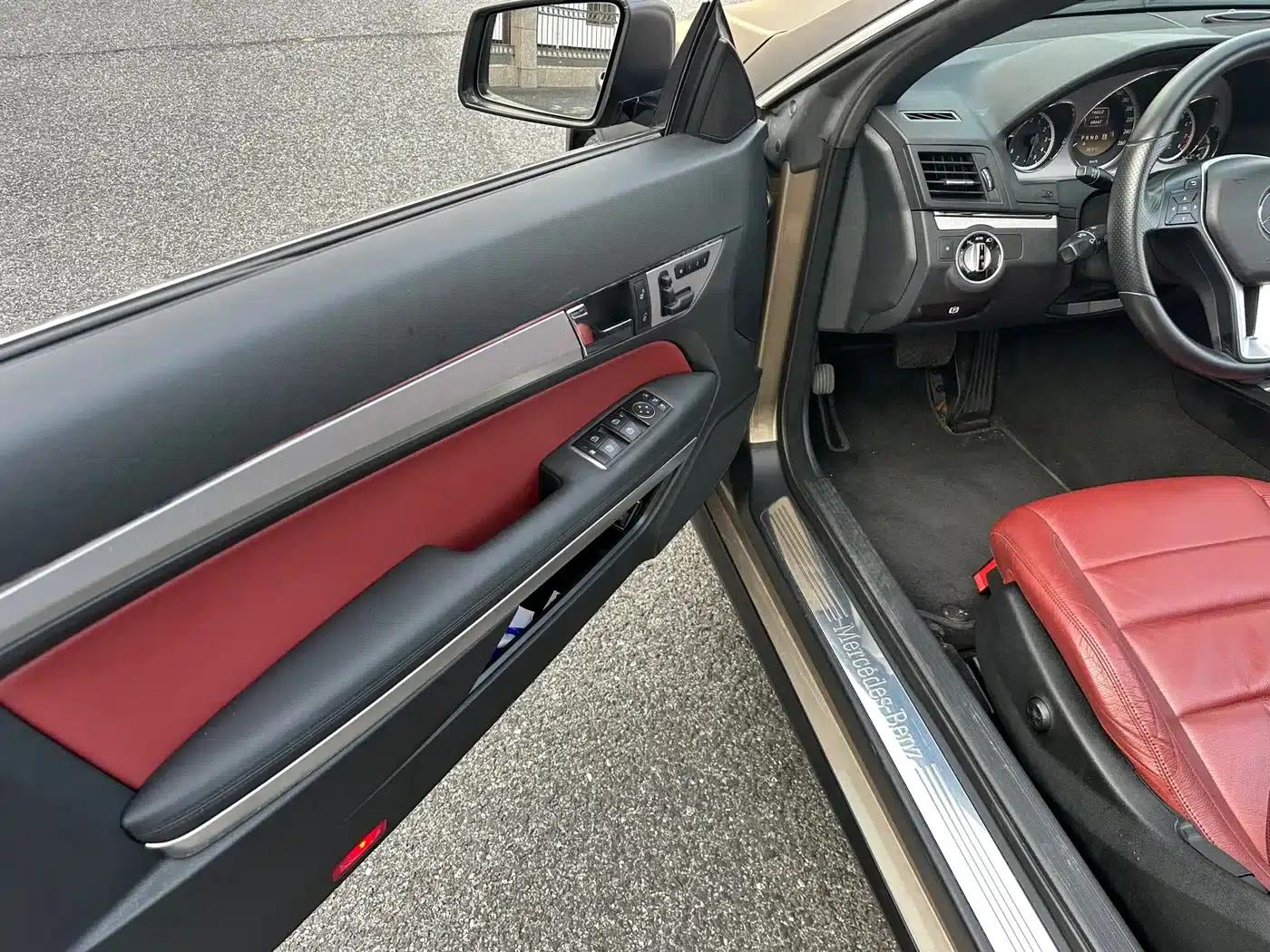 Imported Mercedes-Benz E-Class 2012 E 260 CGI Convertible — миниатюра 11