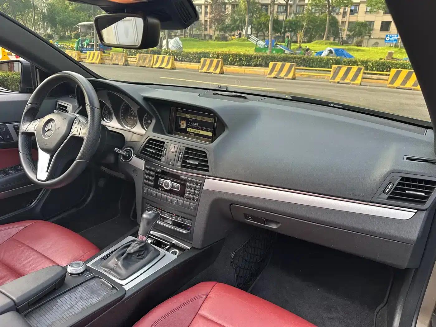 Imported Mercedes-Benz E-Class 2012 E 260 CGI Convertible — миниатюра 16