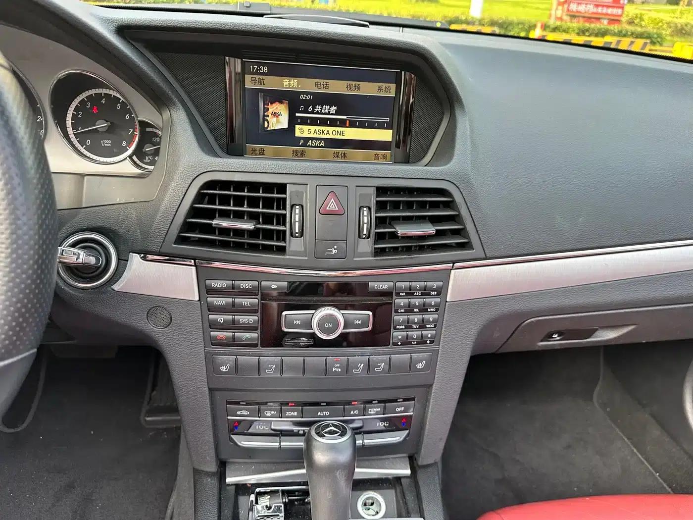 Imported Mercedes-Benz E-Class 2012 E 260 CGI Convertible — миниатюра 20