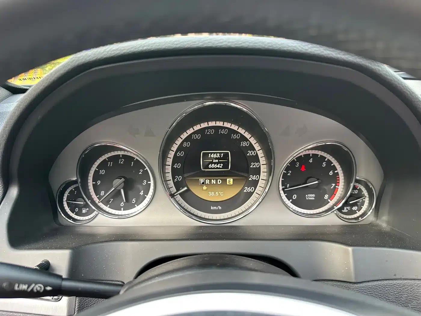 Imported Mercedes-Benz E-Class 2012 E 260 CGI Convertible — миниатюра 24