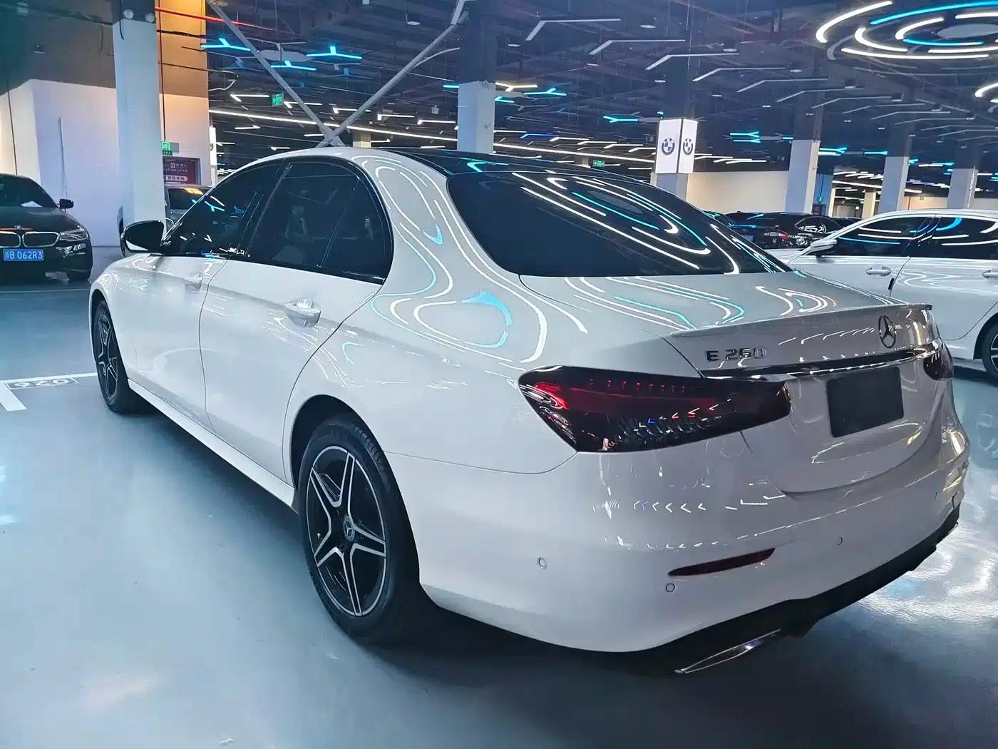 2022 Mercedes-Benz E-Class Imported Model, E 260 Fashion Sport Edition — миниатюра 18