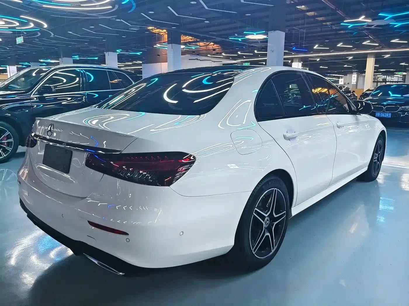 2022 Mercedes-Benz E-Class Imported Model, E 260 Fashion Sport Edition — миниатюра 20