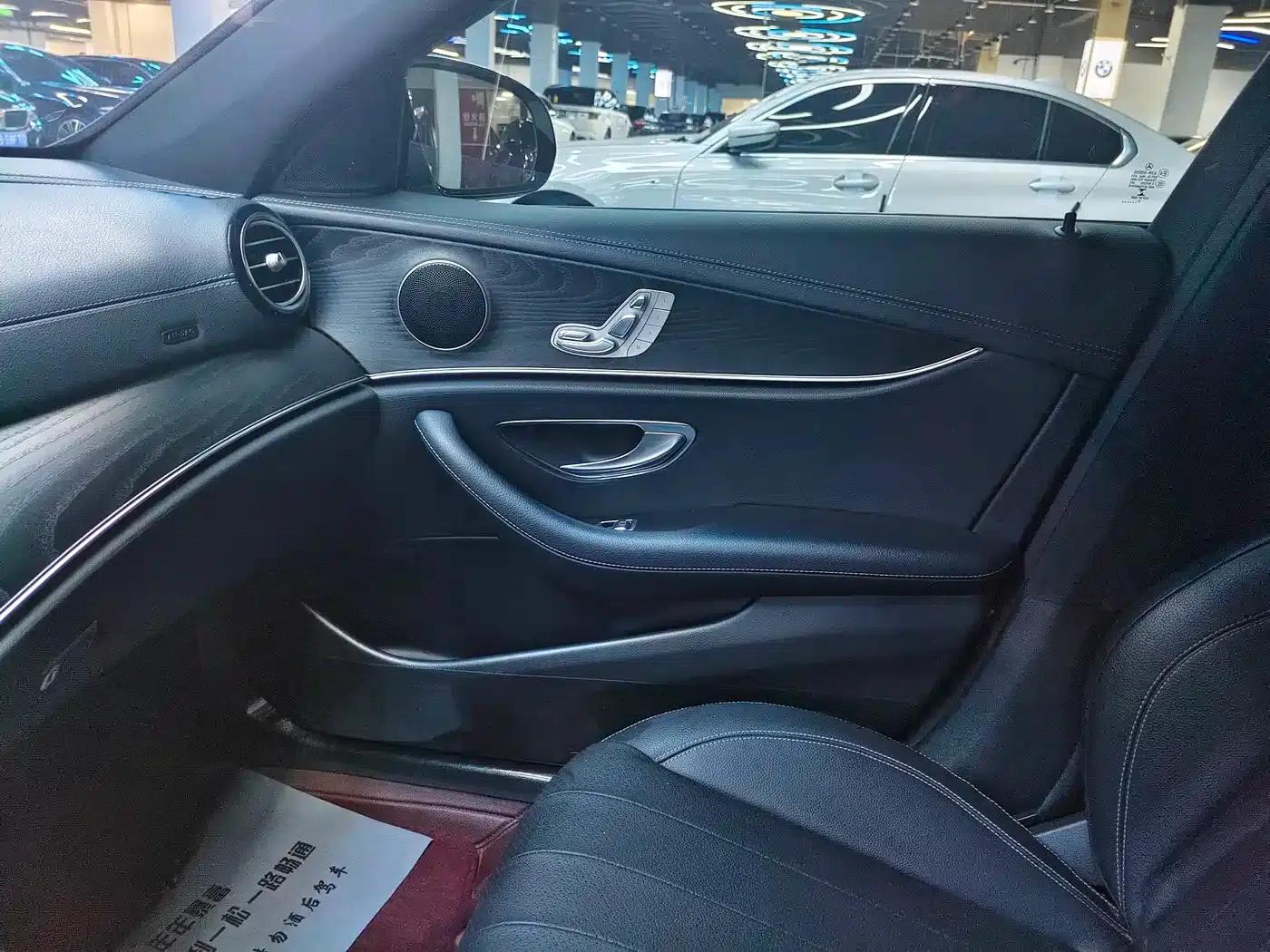 2022 Mercedes-Benz E-Class Imported Model, E 260 Fashion Sport Edition — миниатюра 8