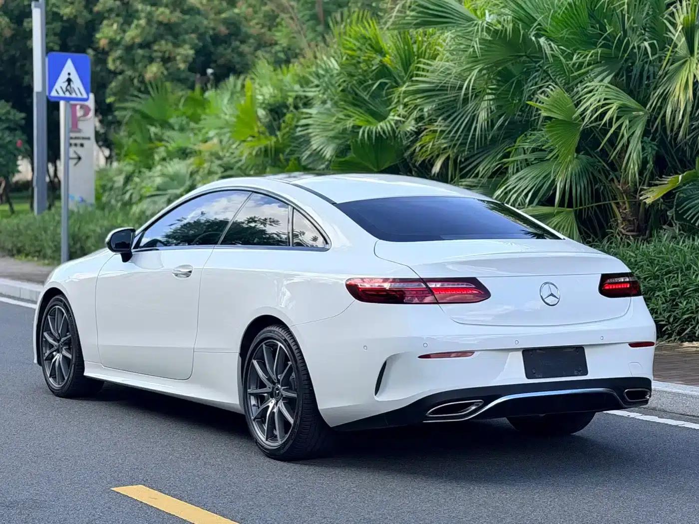 Imported Mercedes-Benz E-Class 2023 Facelift E 260 Coupe — миниатюра 17