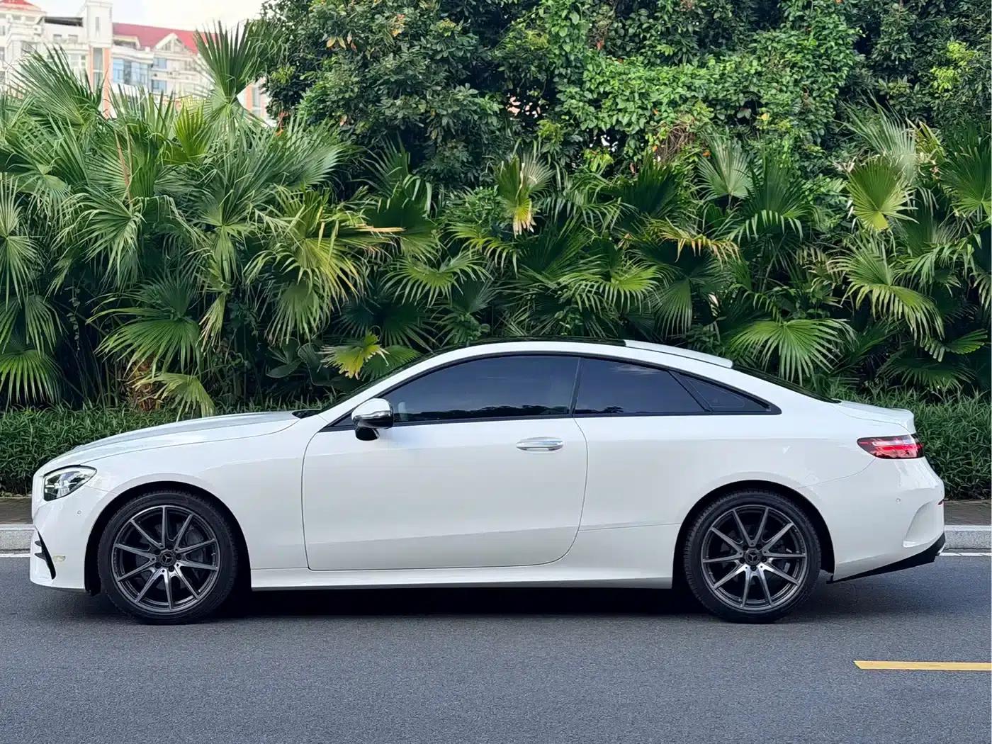 Imported Mercedes-Benz E-Class 2023 Facelift E 260 Coupe — миниатюра 4
