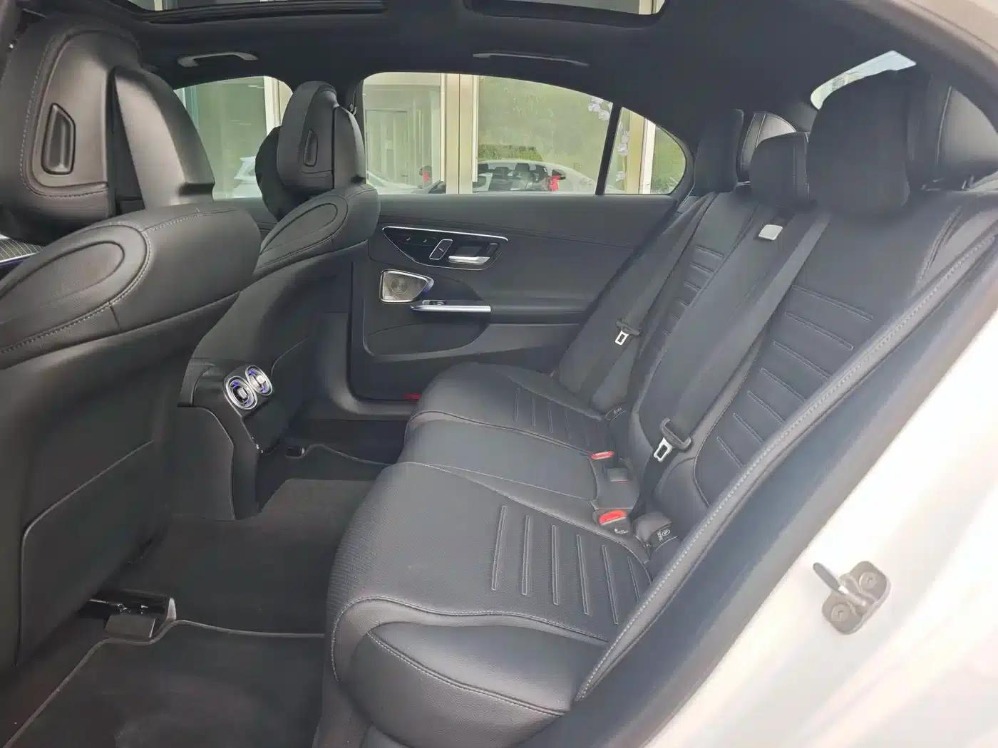 2025 Mercedes-Benz C-Class C 260 L Midnight Sport Edition — миниатюра 24