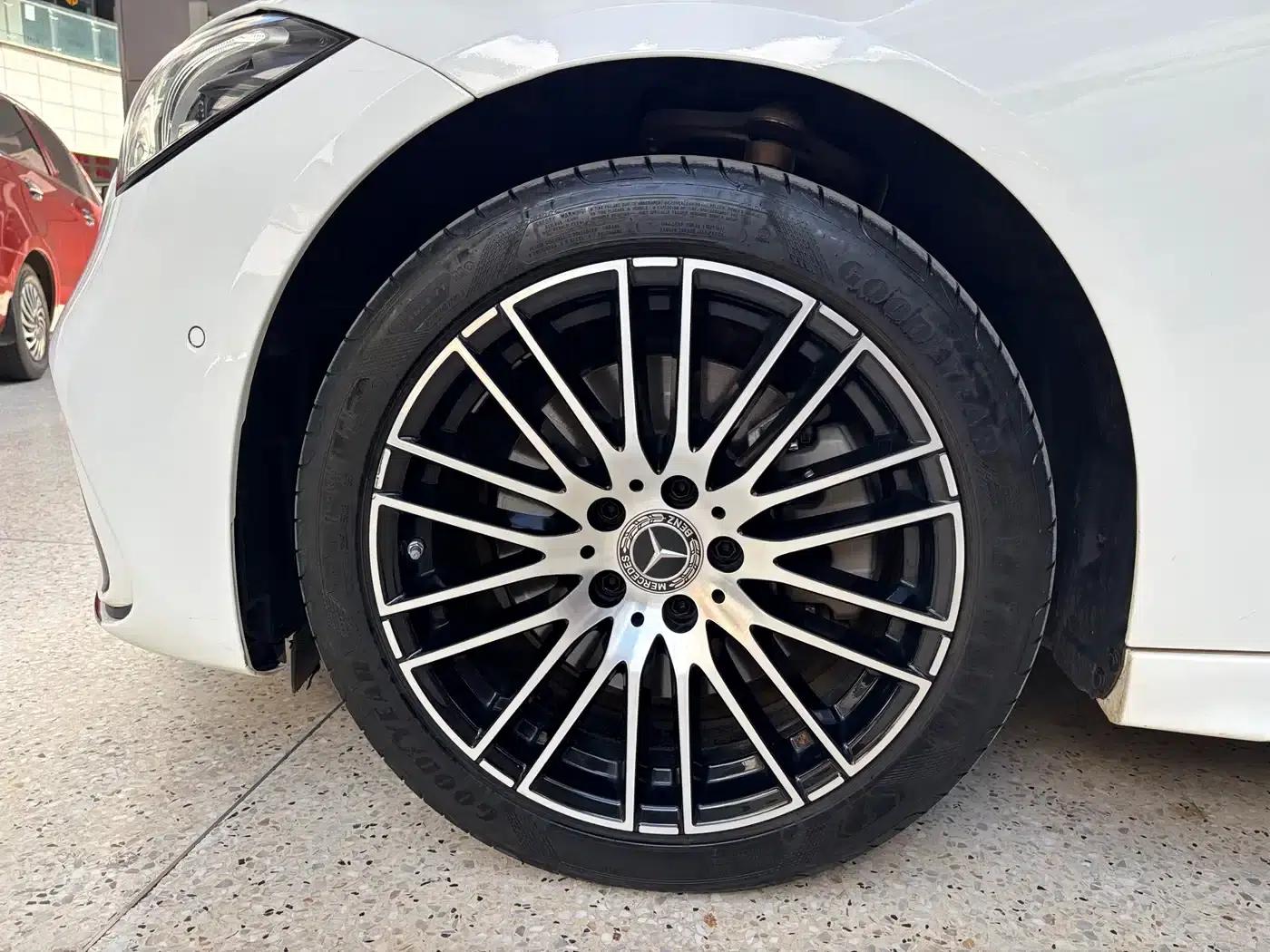 Mercedes-Benz C-Class 2024 Facelift C 260 L Sport Edition — миниатюра 20