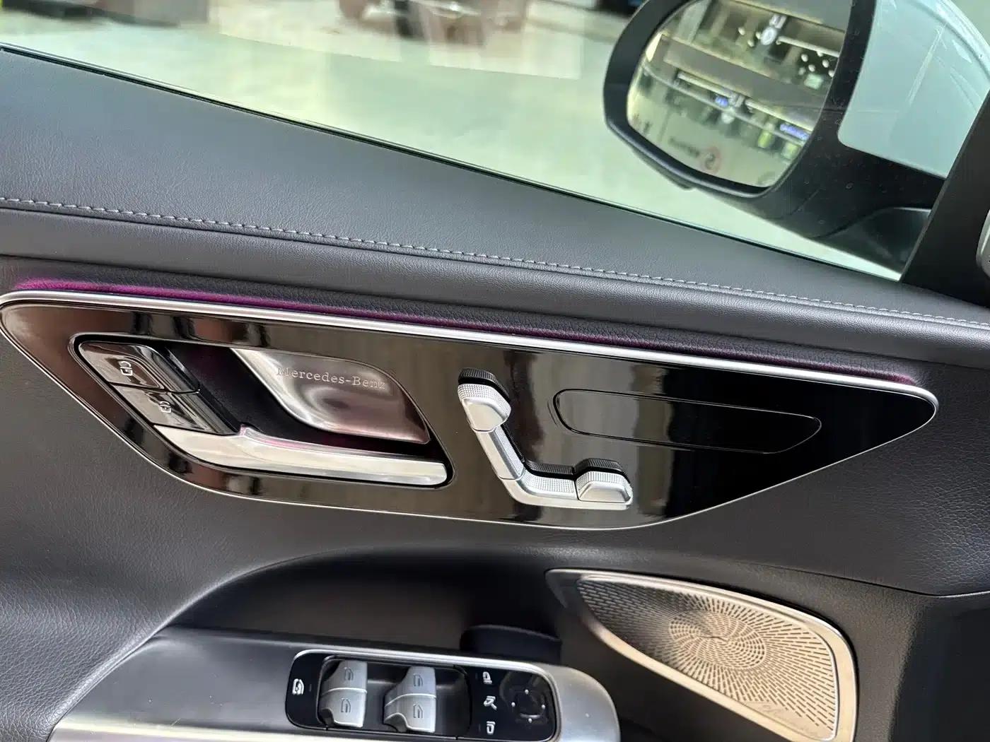 Mercedes-Benz C-Class 2024 Facelift C 260 L Sport Edition — миниатюра 36