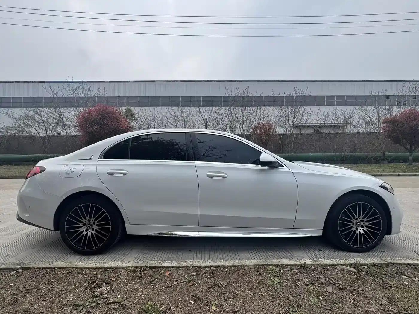Mercedes-Benz C-Class 2022 Facelift C 260 L Sport Edition — миниатюра 16