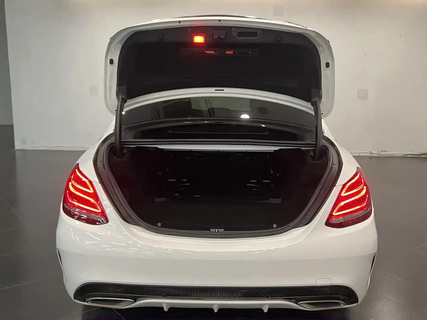 2018 Mercedes-Benz C-Class C 200 L Sport Edition — миниатюра 21